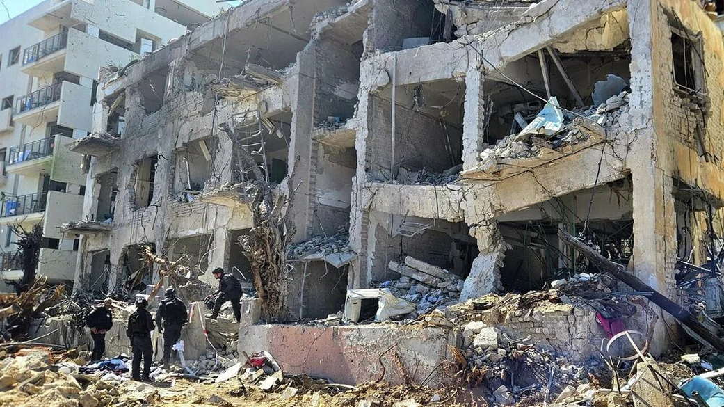 В Тель-Авиве прогремело более десяти взрывов
