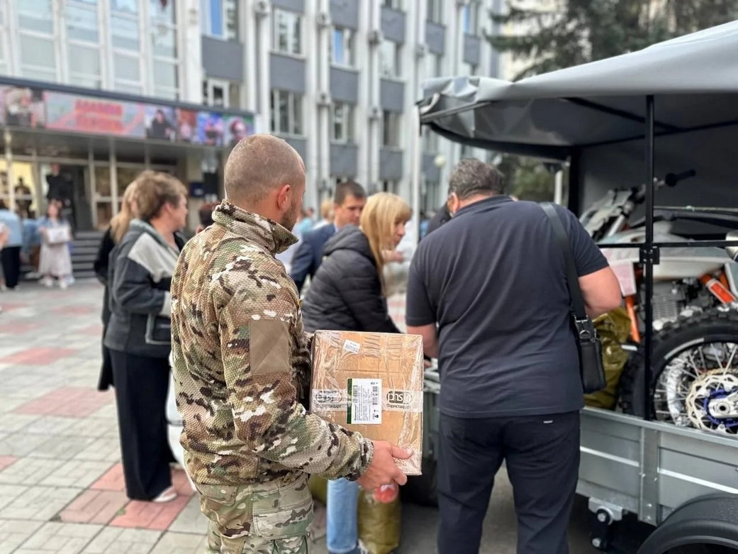 Почти 50 тысяч тонн груза собрали волонтеры Новокузнецкого округа для бойцов специальной военной операции за четыре года