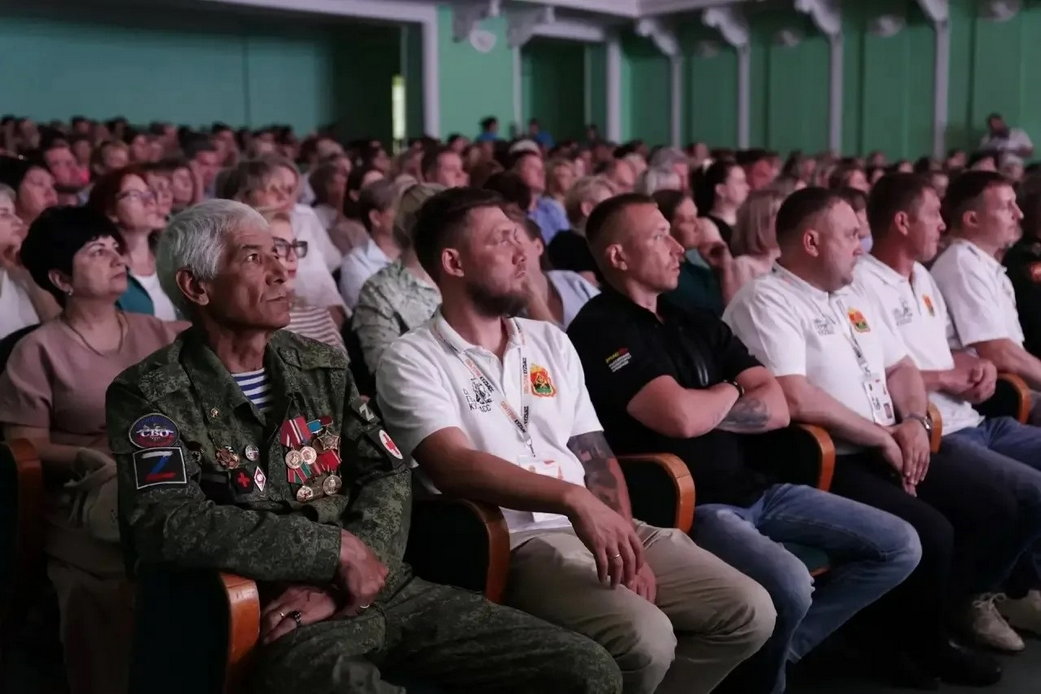 Губернатор Илья Середюк: на ремонт дорог в Кемерове дополнительно выделим 200 миллионов рублей