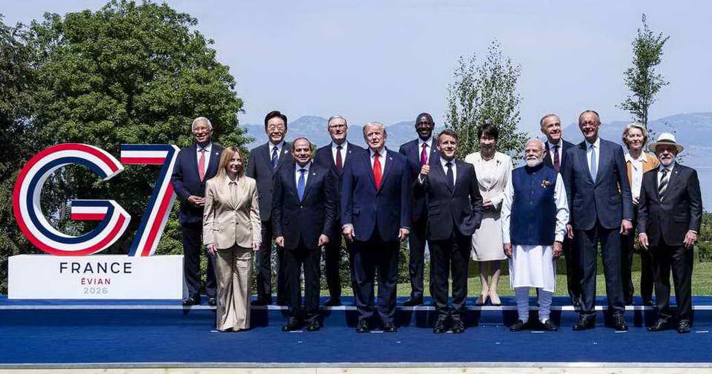 Елисейский дворец показал видео с саммита G7 под российский трек