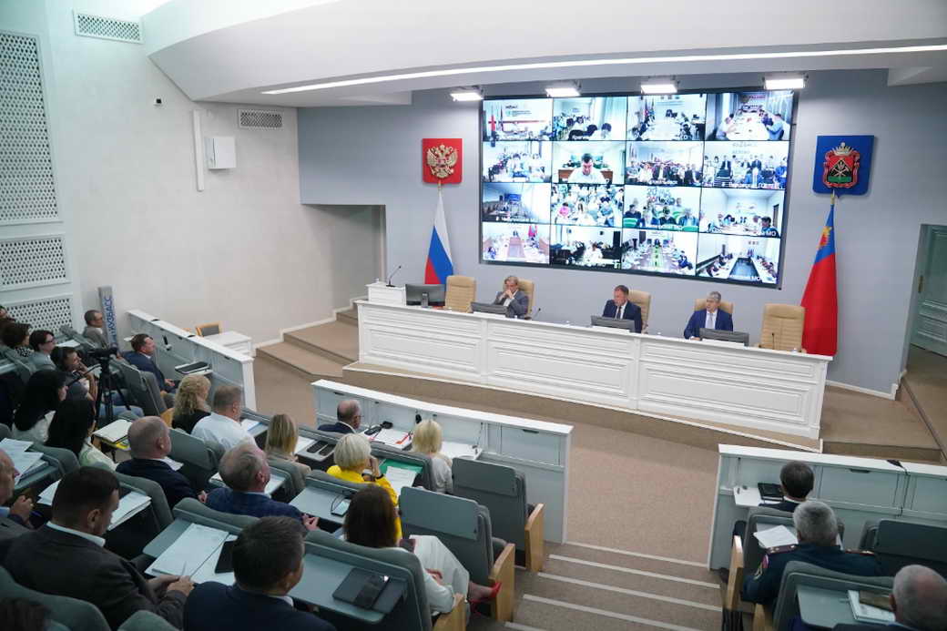 Илья Середюк поручил в кратчайшие сроки создать резерв угля для отгрузки населению