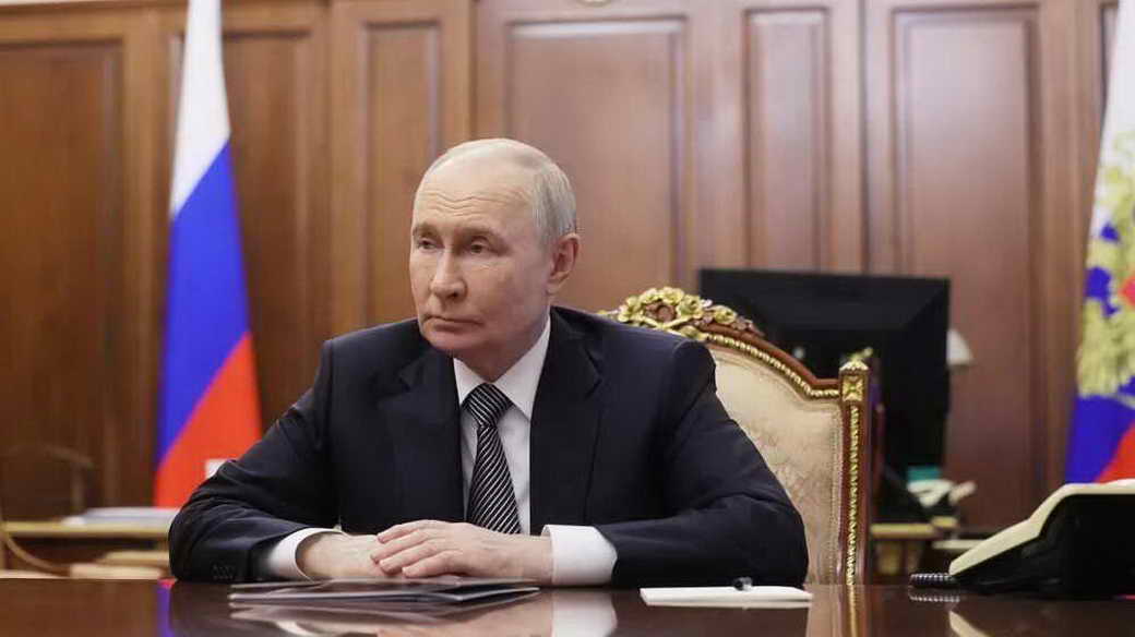 Путин возложит венок к Могиле Неизвестного Солдата в День памяти и скорби Путин возложит венок к Могиле Неизвестного Солдата в День памяти и скорби