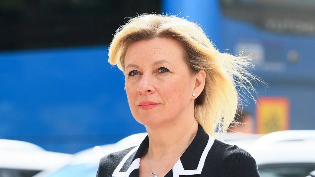 Захарова предупредила о рисках утечки оружия Киева в руки мафии