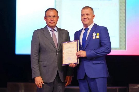 Губернатор Илья Середюк обозначил главные успехи металлургической отрасли и наградил лучших работников