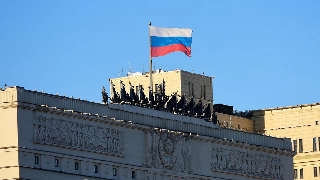 МО: ВС РФ ночью нанесли массированный удар по объектам ВПК и логистики в Киеве