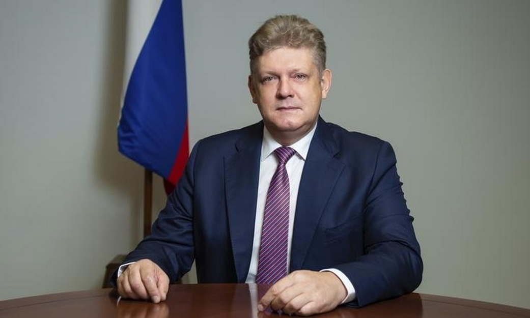 Поздравление полномочного представителя Президента России в Сибирском федеральном округе Анатолия Серышева с Днем знаний