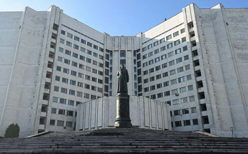 В СВР заявили о попытках ЕС спрятать замороженные средства ЦБ РФ