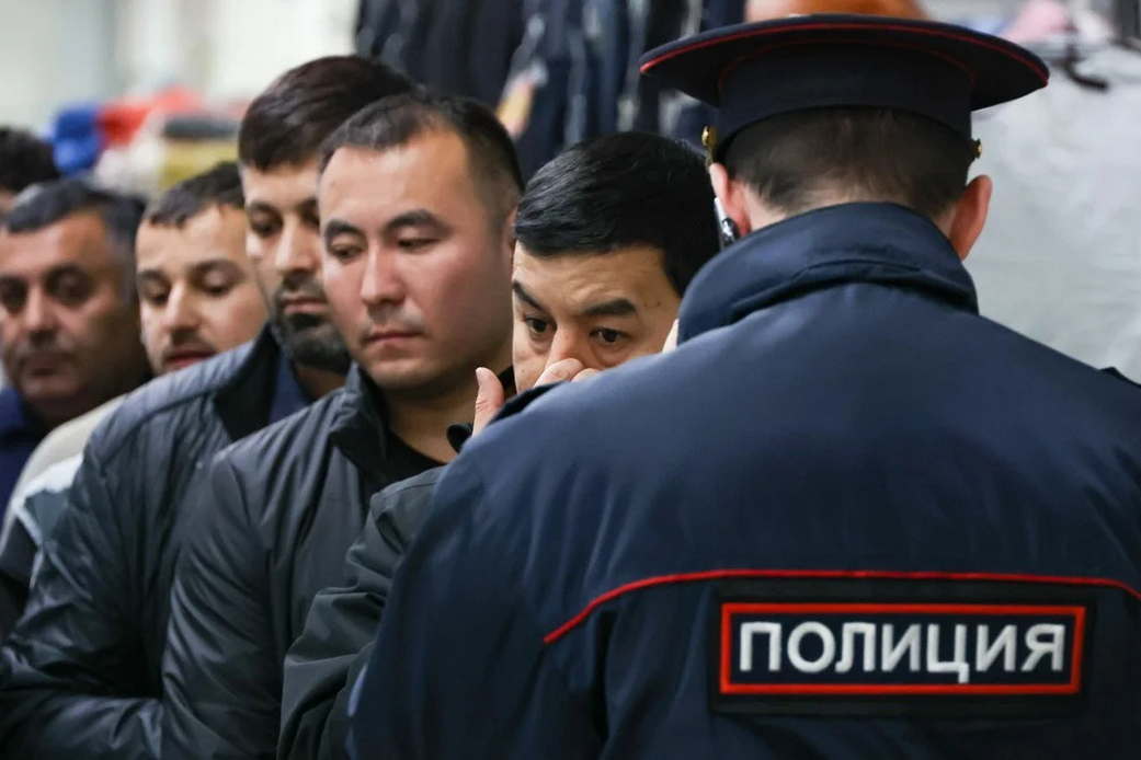 МВД ограничило въезд в Россию почти 200 тысячам мигрантов