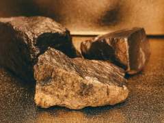 Необычное применение золоту: уничтожение бактерий без медикаментов