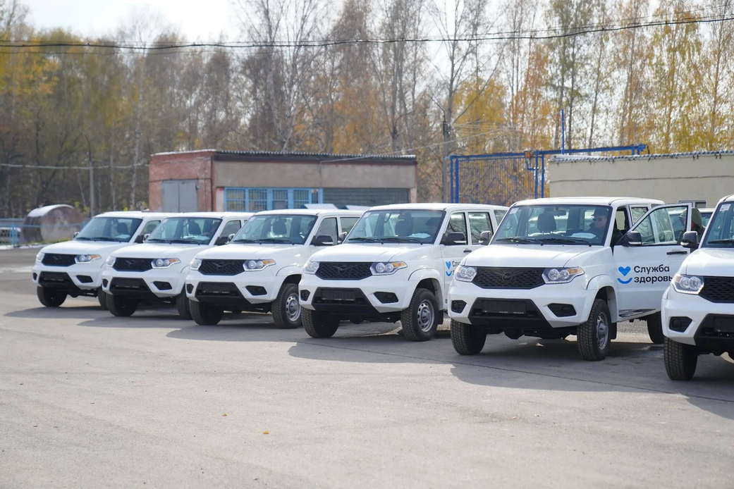 Медицинские организации Кузбасса получили 59 новых автомобилей