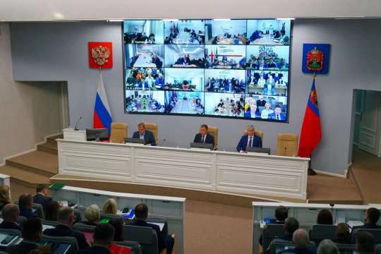 Губернатор Илья Середюк: необходим непрерывный контроль состояния дорог Губернатор Илья Середюк: необходим непрерывный контроль состояния дорог