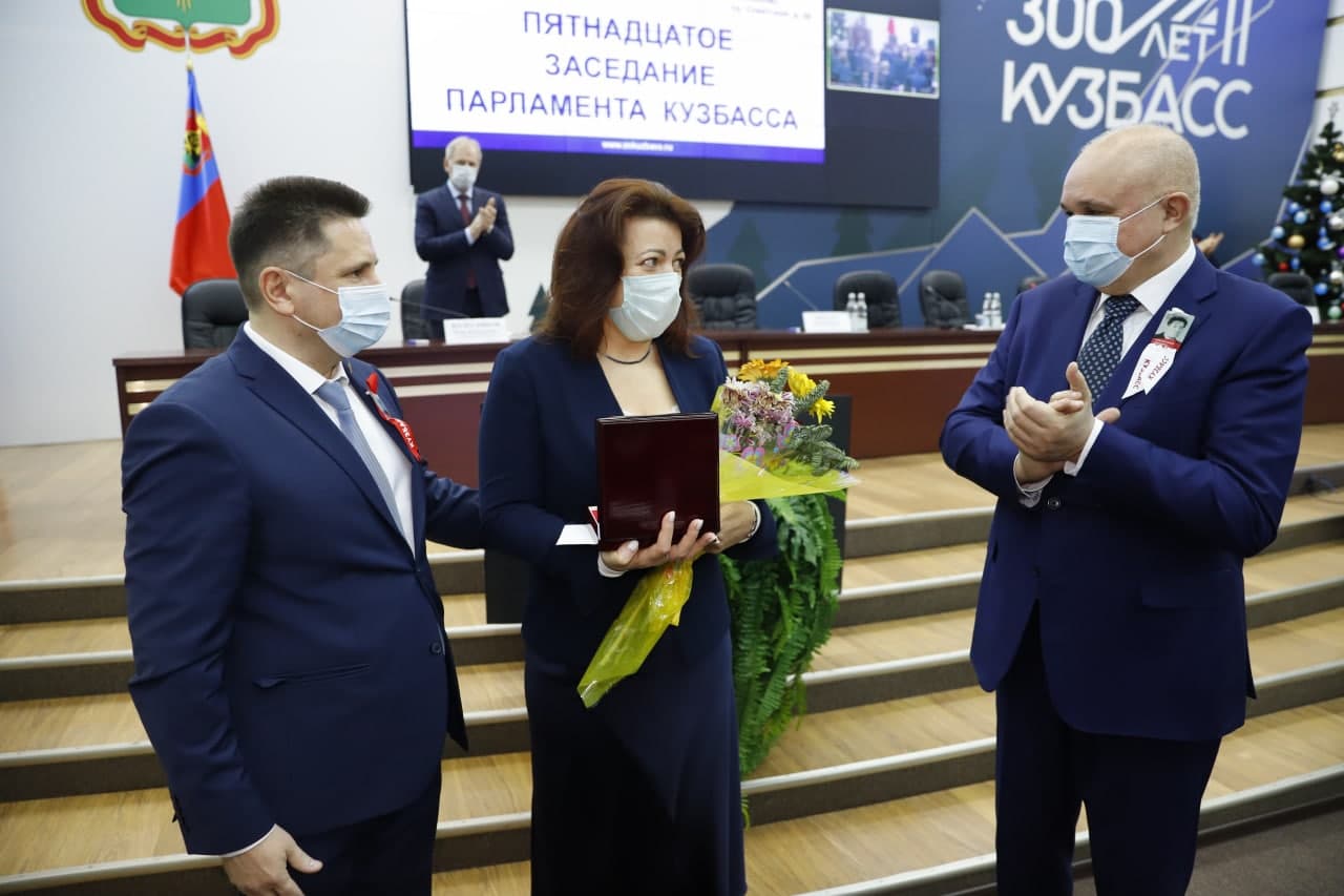 Главврачу Кузбасской клинической инфекционной больницы Светлане Кудашевой присвоено почетное звание Героя Кузбасса