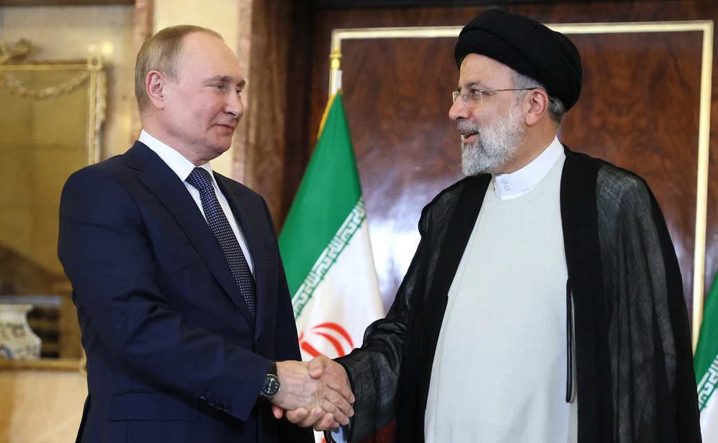 Владимир Путин: Телефонный разговор с Президентом Ирана Эбрахимом Раиси