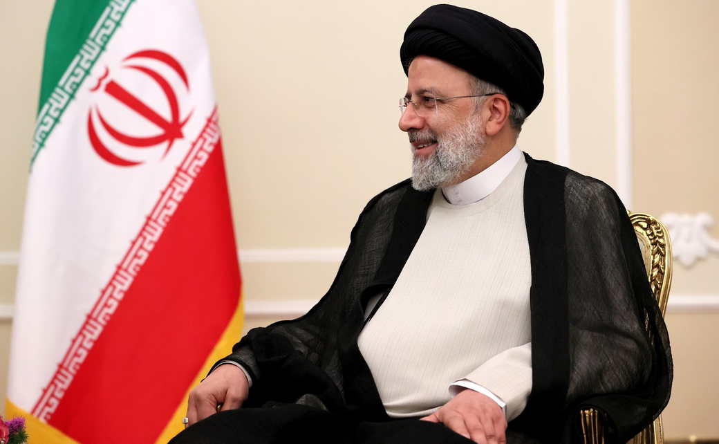 Хаменеи: НАТО воевало бы с Россией из-за Крыма, если бы она не ввела войска на Украину