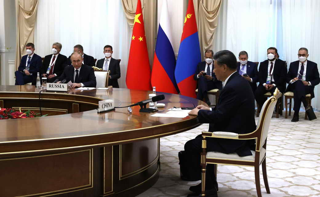 Встреча Владимира Путина с Председателем КНР Си Цзиньпином и Президентом Монголии Ухнагийн Хурэлсухом Встреча Владимира Путина с Председателем КНР Си Цзиньпином и Президентом Монголии Ухнагийн Хурэлсухом