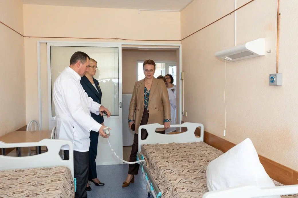 Фонд «Защитники Отечества» передал Кузбасскому клиническому госпиталю для ветеранов войн медицинское оборудование для лечения заболеваний опорно-двигательного аппарата