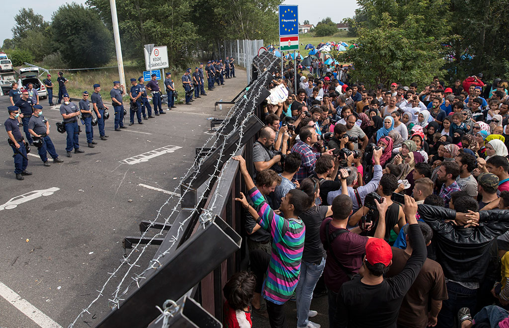 Совет ЕС договорился о распределении 120 тысяч мигрантов
