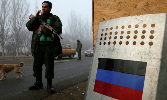 Минобороны ДНР сообщило о 40 обстрелах позиций ополченцев силовиками