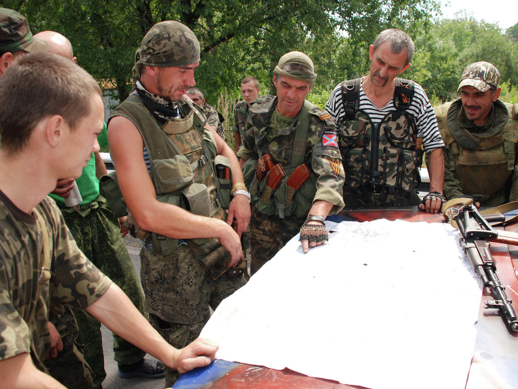 Глава ЛНР: ополчение соблюдает перемирие на востоке Украины