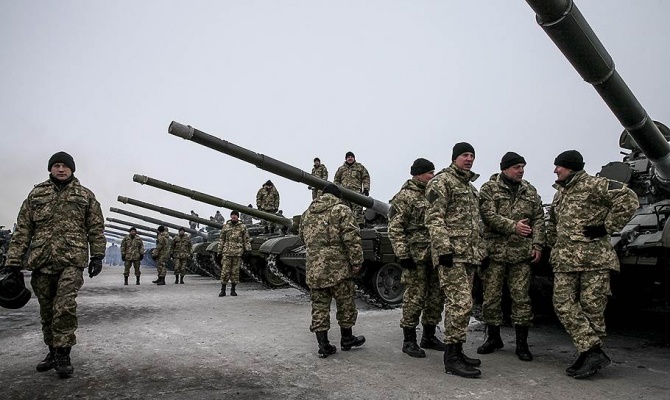 Украинскую армию выстроят по-американски