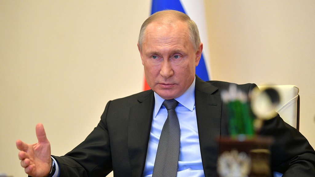 Путин поговорил по телефону с Байденом Путин поговорил по телефону с Байденом