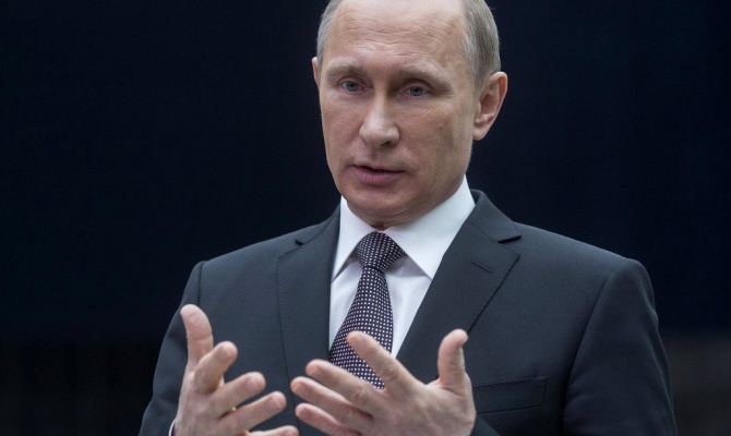 Путин поздравил лидеров ряда стран СНГ с годовщиной Победы