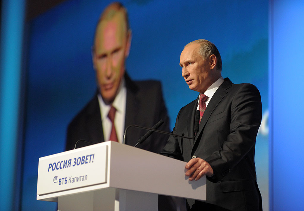 Путин предложил внимательно следить за его мимикой