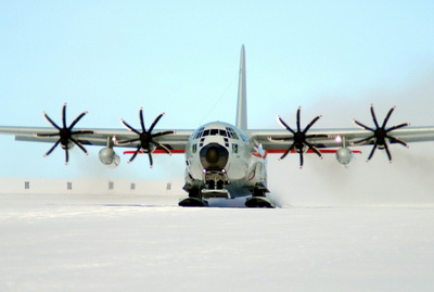 Ямальские морозы задерживают авиарейсы в Новом Уренгое
