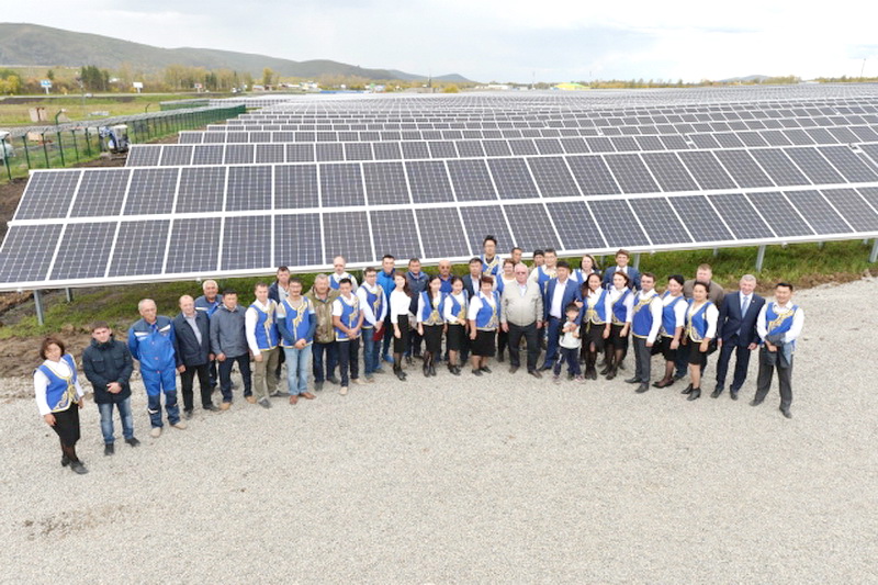 Сразу две солнечные электростанции открыли в Горном Алтае